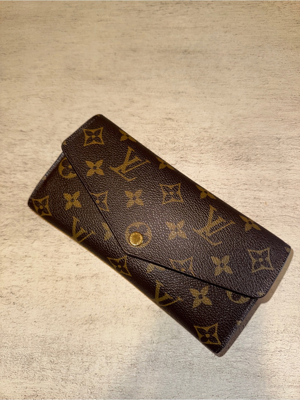 Louis Vuitton Monogram Sarah Fuchsia Wallet
